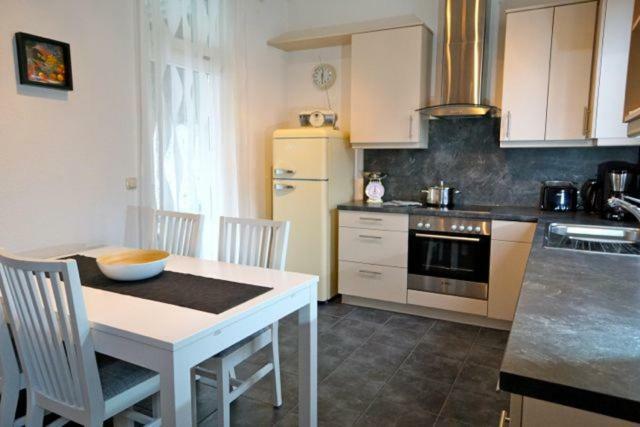 Haus Wallstrasse Wismar Exterior foto